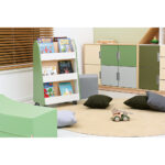 Mobili dvipusė bibliotekėlė - spintelė Quadro su ratukais įvairių spalvų