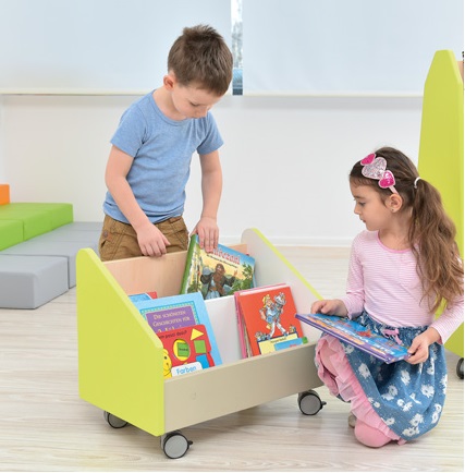 092131_b_15 Mobili bibliotekėlė - spintelė Quadro su ratukais įvarių spalvų - Image 1