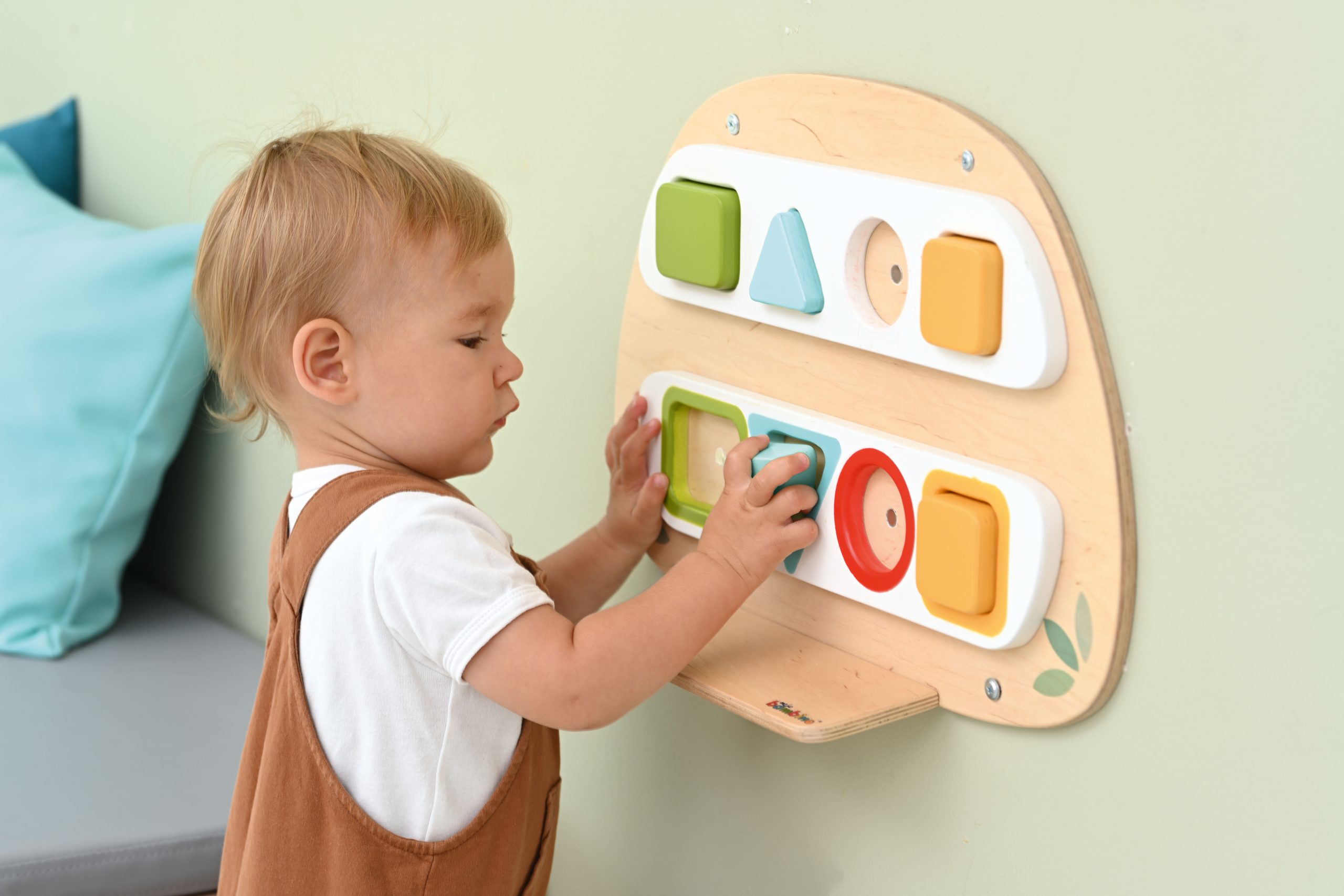 199374_b_23-1-scaled Manipuliacinė lenta Geometrinės figūros 199374 - Image 1