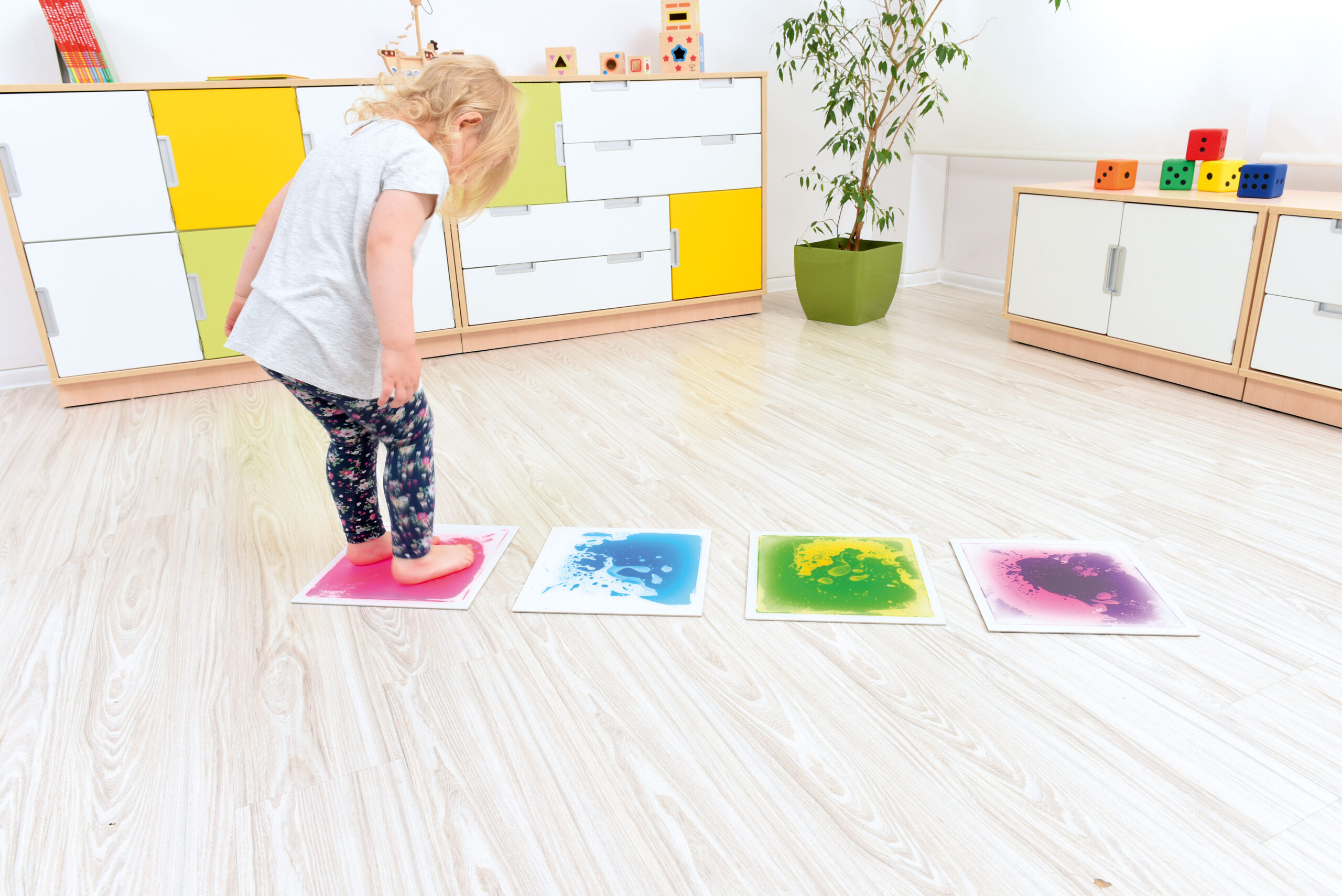 519300_d_16-scaled Sensorinės grindų plytelės 519300 - Image 1