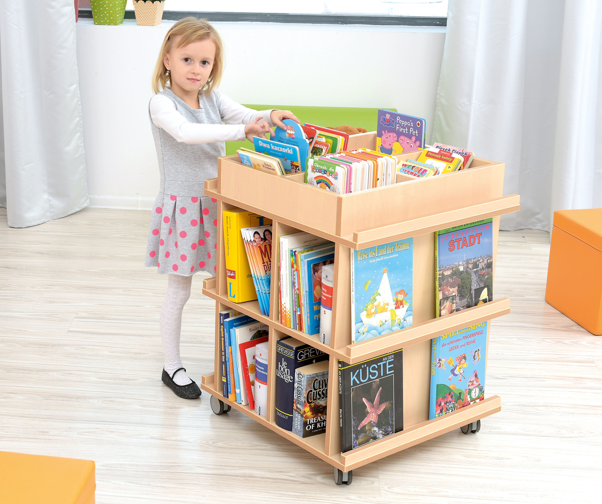 mobili-bibliotekele-092374-main Mobili bibliotekėlė 092374 - Image 1