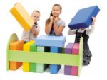 Pufų rinkinys "Vaivorykštė" su mediniu stovu 855626
