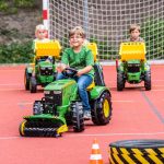 Rolly Toys Žalias traktorius su pedalais ir kaušu 651047 - Image 2
